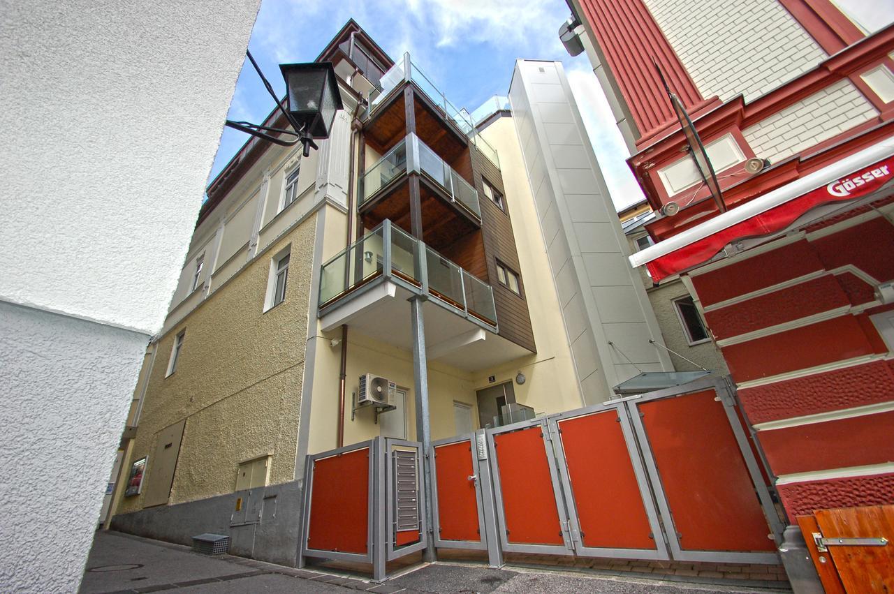 Penthouse Seven By In One Apartment