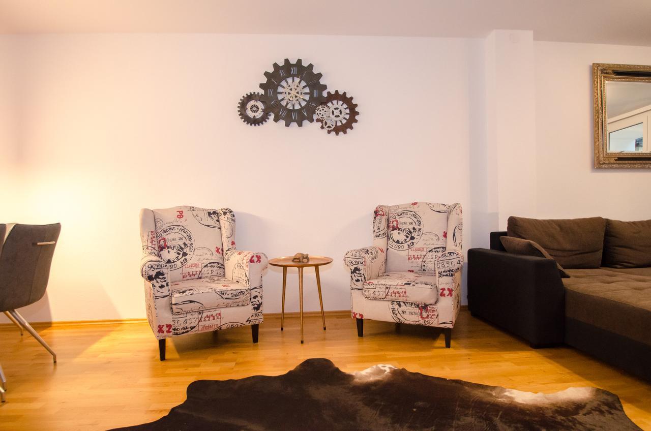 Penthouse Seven By In One Apartment